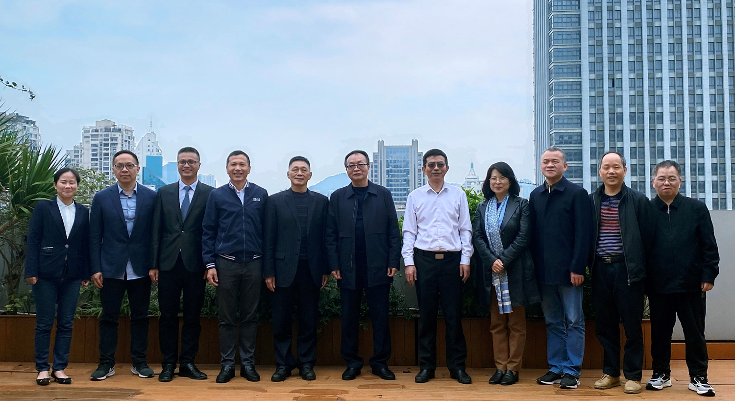 E:\lys\工作\綜合部\公司重大活動(dòng)、新聞\2023.02.14 福建省、廈門市、龍巖市造價(jià)站領(lǐng)導(dǎo)蒞臨指導(dǎo)\新建文件夾\513ce664c1f63e2801a5a570ace782b - 副本 (2).jpg